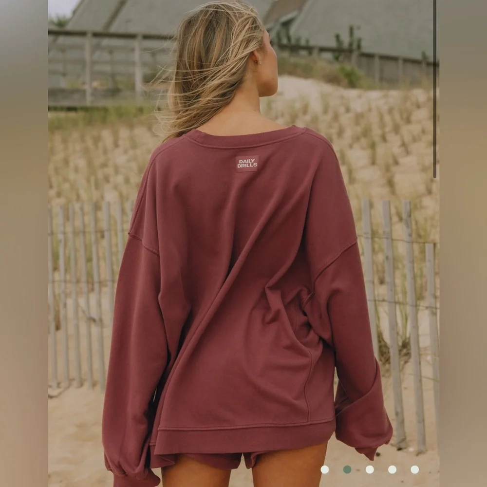Daily Drills OVERSIZED SPORT CREW in wine with monochrome patch. Never worn NWT - Picture 3 of 3